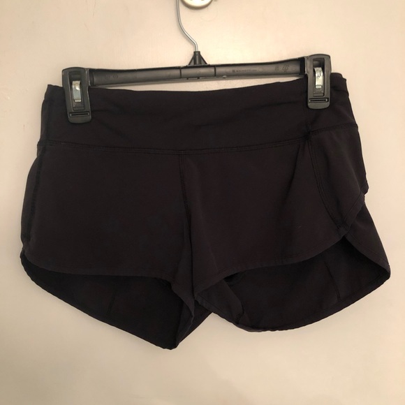 sold LULULEMON WOMEN’S BLACK SHORTS - Picture 1 of 2